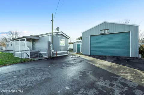 1125 N Huckleberry Rd, Post Falls, ID 83854
