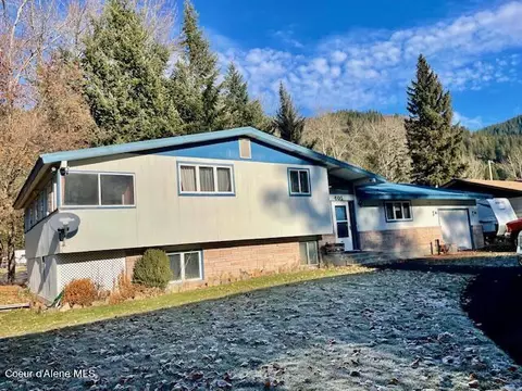 401 River St, Mullan, ID 83846