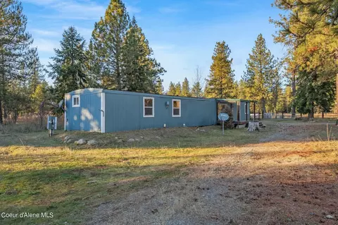 26021 N Weir Rd, Athol, ID 83801