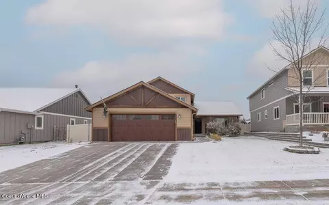 13438 N Shimmering Ct, Rathdrum, ID 83858