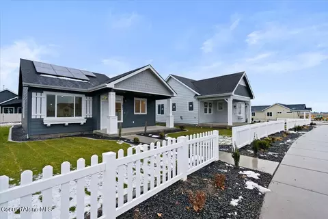 1051 E Blair Ave, Post Falls, ID 83854 photo 2