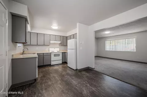 511 W Brown Ave, Kellogg, ID 83837 photo 4