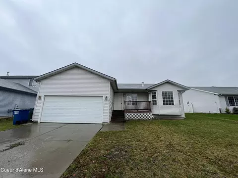 1041 N Cimmaron St, Post Falls, ID 83854