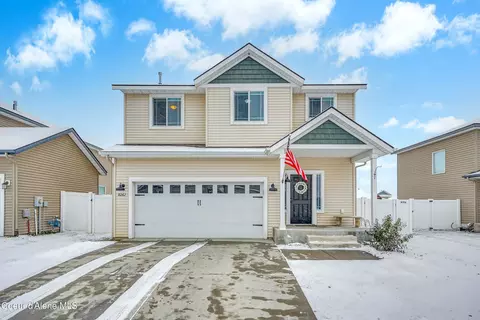 8262 N Wentworth St, Post Falls, ID 83854