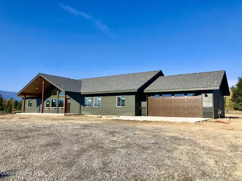 454 Heights Loop, Bonners Ferry, ID 83805