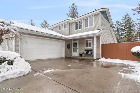 340 E Knotty Pine Ln, Coeur D'alene, ID 83815