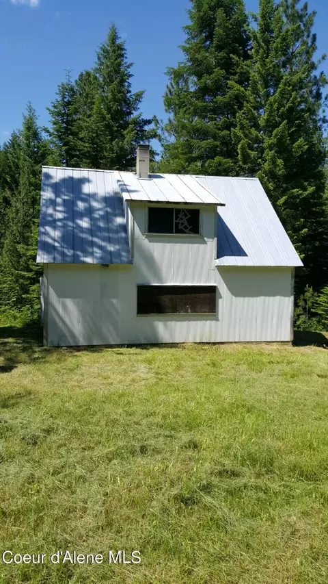 463 Hillwood Ln, Saint Maries, ID 83861