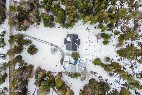 1860 White Mountain Rd, Naples, ID 83847 photo 10