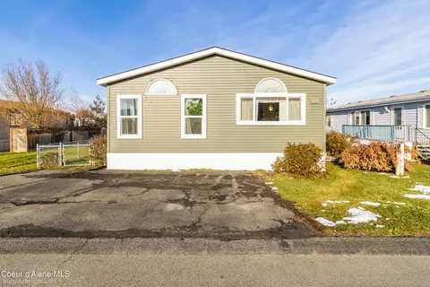 2087 W Pellinore Way, Post Falls, ID 83854