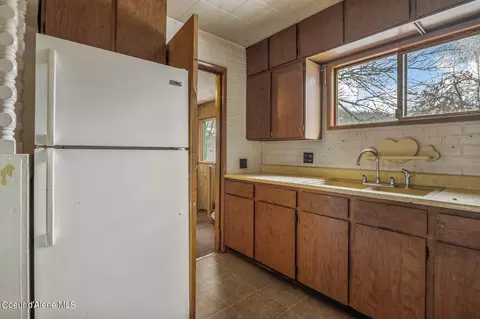 310 W Mullan Ave, Kellogg, ID 83837 photo 13