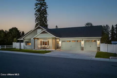 10776 N Barcelona St, Hayden, ID 83835