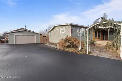 122 S Scott St, Post Falls, ID 83854