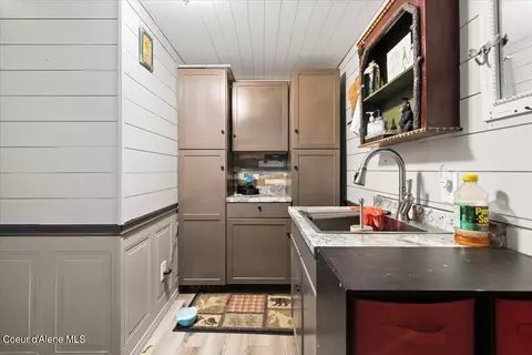 Kitchen - 122 S Scott St, Post Falls, ID 83854 photo 4 of 6