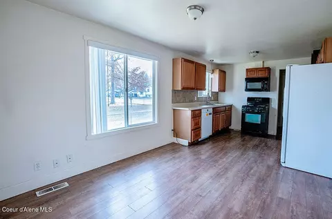 413 E 9th Ave, Post Falls, ID 83854 photo 17