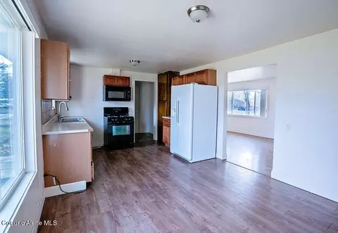 413 E 9th Ave, Post Falls, ID 83854 photo 16