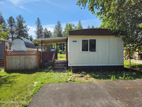 8468 W Park Loop, Rathdrum, ID 83858