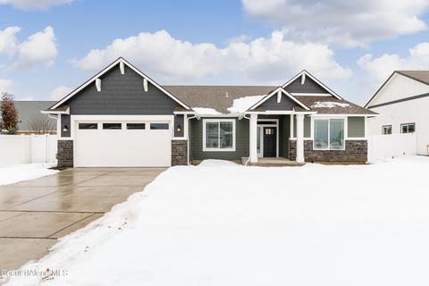 10548 N Murcia Ln, Hayden, ID 83835