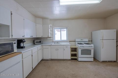 305 Pine St, Mullan, ID 83846 photo 7