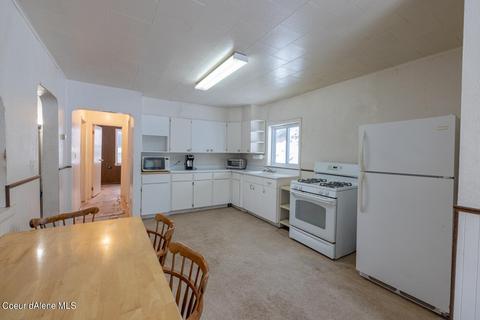 305 Pine St, Mullan, ID 83846 photo 6