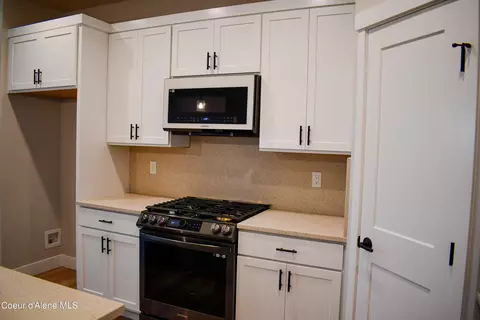 3457 N Blaze Loop, Post Falls, ID 83854 photo 4