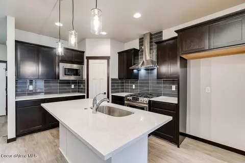 3457 N Blaze Loop, Post Falls, ID 83854 photo 9