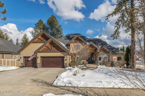 618 E Arena Loop, Hayden, ID 83835