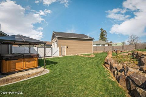 8665 W Seed Loop, Rathdrum, ID 83858 photo 1