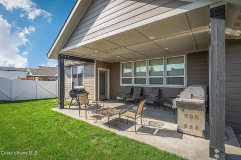 8665 W Seed Loop, Rathdrum, ID 83858 photo 2