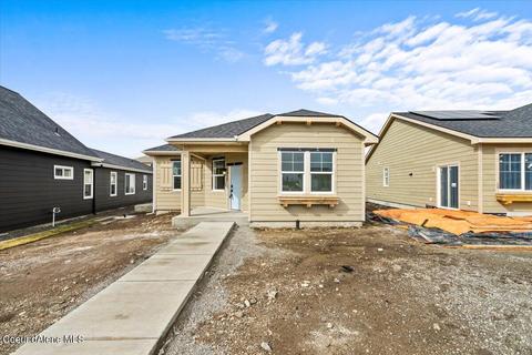 1017 E Blair Ave, Post Falls, ID 83854 photo 2
