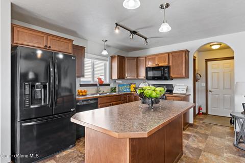 1956 Highwing Ct, Post Falls, ID 83854 photo 9