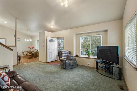706 W 13th Ave, Post Falls, ID 83854 photo 8