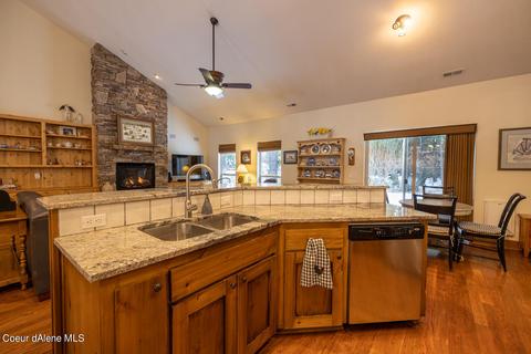 2002 E Merman Dr, Hayden, ID 83835 photo 9