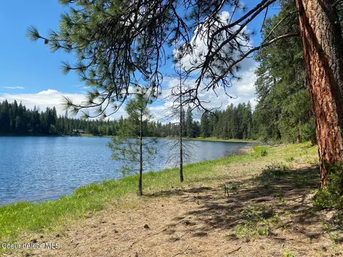 3 Sagle Road, Sagle, ID 83860