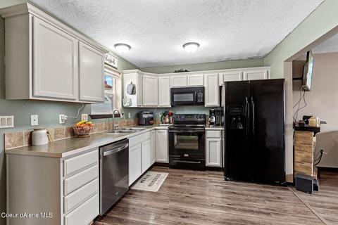 2059 N Travis Ln, Post Falls, ID 83854 photo 9