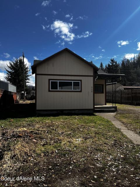 115 H St, Smelterville, ID 83868