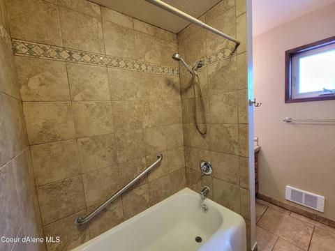 719 E 2nd Ave, Post Falls, ID 83854 photo 14