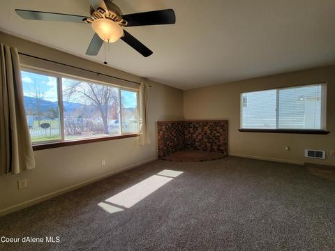 719 E 2nd Ave, Post Falls, ID 83854 photo 4