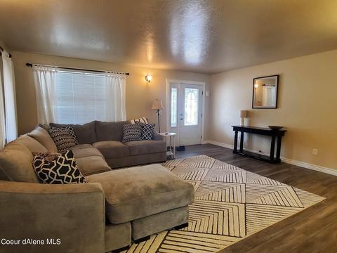 205 E Idaho Ave, Osburn, ID 83849 photo 12