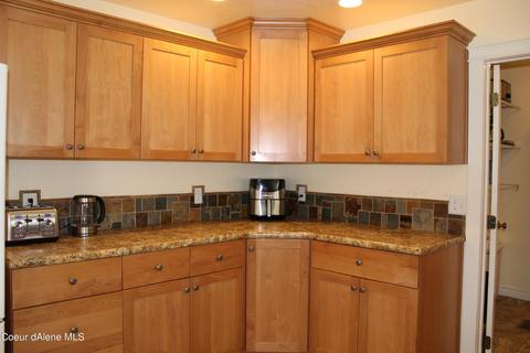 205 E Idaho Ave, Osburn, ID 83849 photo 17