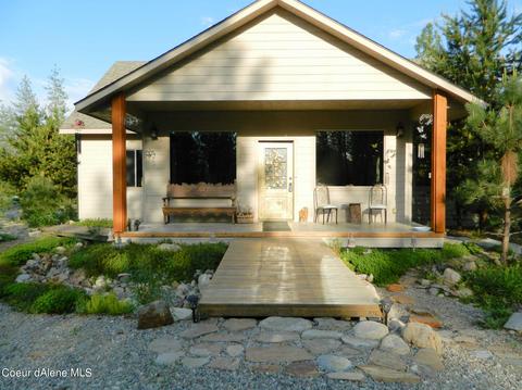 265 Premier Dr, Blanchard, ID 83804