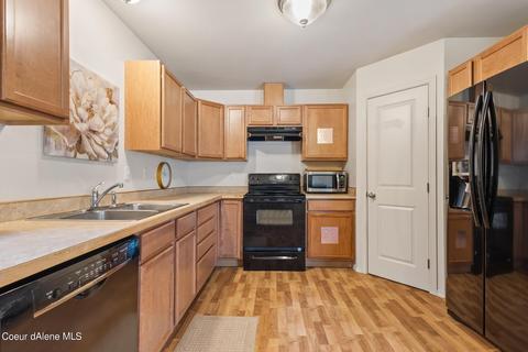 3335 E Lashawn Ct, Post Falls, ID 83854 photo 8