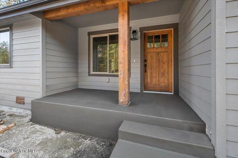 203 Old Farm Rd, Pinehurst, ID 83850 photo 2