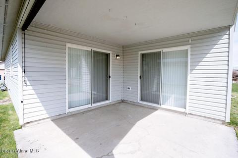 223 W Frontier Trl, Post Falls, ID 83854 photo 4