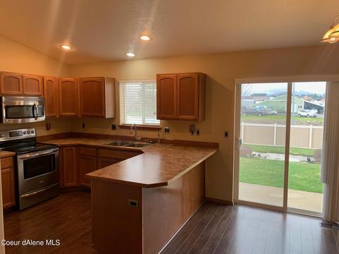 2672 N Sparrow Loop, Post Falls, ID 83854 photo 4
