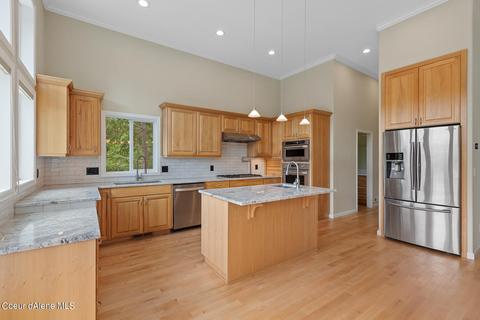 5269 E Shoreline Dr, Post Falls, ID 83854 photo 10