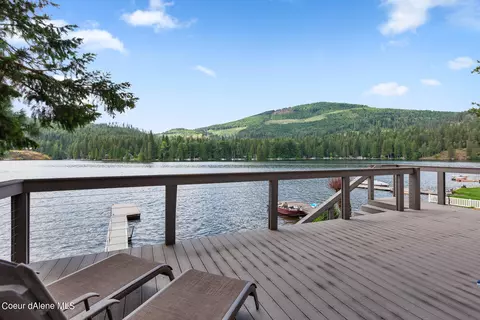 23705 N Lakeview Blvd, Rathdrum, ID 83858