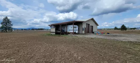 2455 E War Eagle Ave, Athol, ID 83801