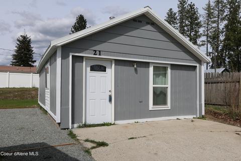 21 E Jefferson Ave, Priest River, ID 83856