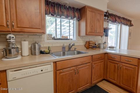 244 S Pine Ct, Post Falls, ID 83854 photo 5