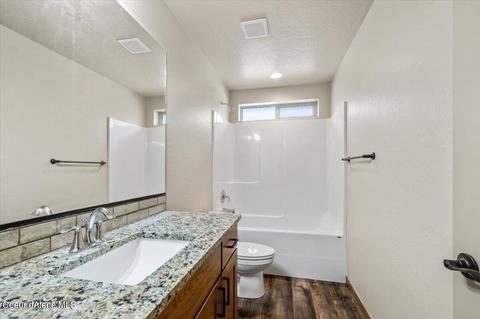 686 E Valley St S, Oldtown, ID 83822 photo 16